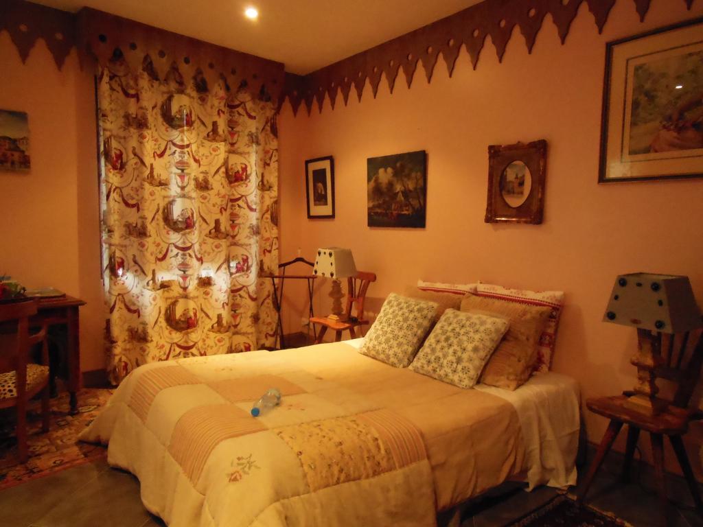 Les Bains Bed & Breakfast Cheny 外观 照片